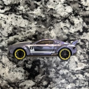 2018 HOT WHEELS CUSTOM '15 FORD MUSTANG #8 PURPLE 2 7/8" DIECAST CAR WITH WHITE - Picture 1 of 3