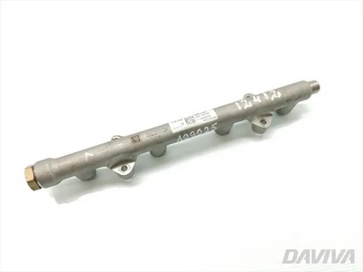 Skoda Octavia Kraftstoffeinspritzschiene 1.5 TSI Benzin 110kW (150 HP) 05E133320 - Image 1 of 4