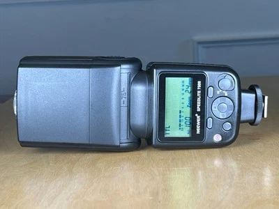 Neewer 750II TTL Flash Speedlite with LCD Display for Nikon  - Image 1 of 4