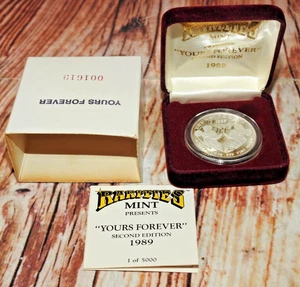 "Yours Forever" 1989 Topolino Minnie Disney 1 oz argento proof COA + scatola originale - Foto 1 di 16