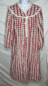 Lanz of Salzburg Flannel Night Gown Green Red Lace Trim Womens Size L - Picture 1 of 13