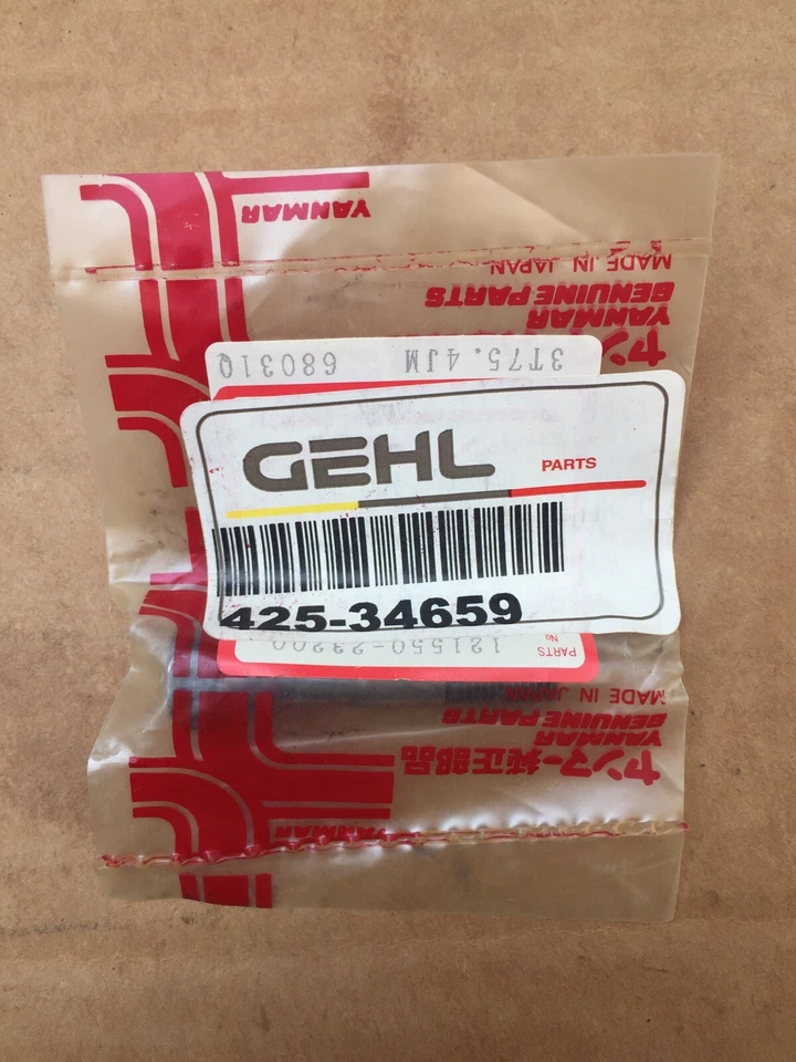 Yanmar 121550-23200 / Mustang Gehl 425-34659 Nos Oem Bolt. - Image 1 of 3