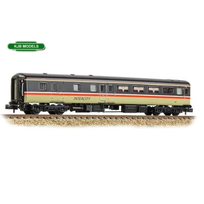 N Gauge Farish 374-693 BR Mk2F BSO Brake Second Open BR InterCity (Swallow) - Image 1 of 2