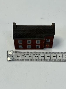 Wade Whimsey on why The Manor House 1980-87 - Bild 1 von 8