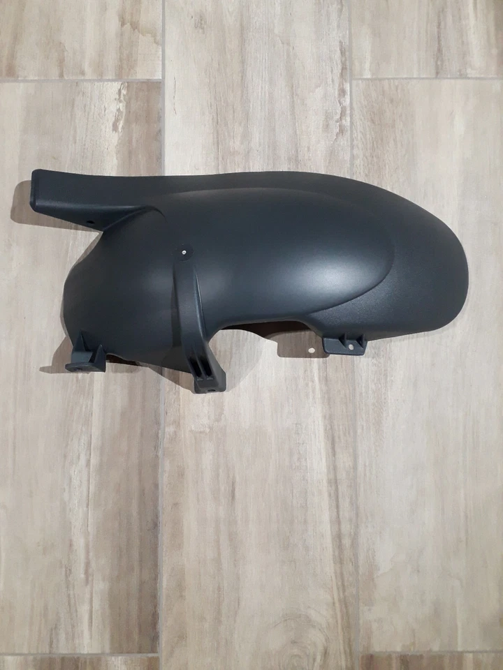 GILERA RUNNER 125 SP/FX  180 SP/FXR GENUINE REAR PLASTIC MUDGUARD BLACK 576058 - Image 1 of 4