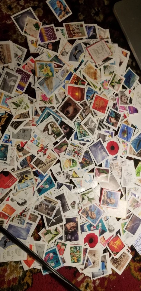 100 Different Canada Modern Stamps Colourful  From The Like Shown. - Image 1 of 4
