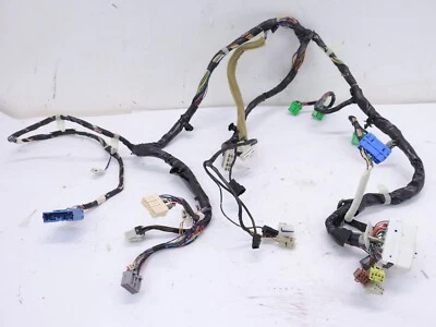 Arnés de cableado de panel de instrumentos Subaru Legacy Outback 2001-2002 81302AE15A Foto 1 de 4