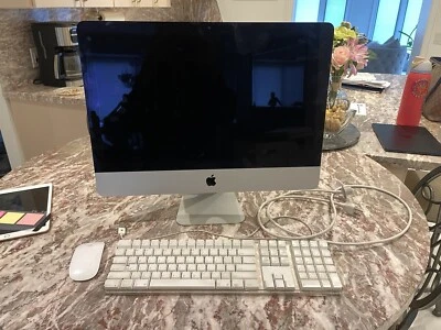 Apple iMac A1418 (1TB HDD, Intel Core i5 3rd Gen., 2.70 GHz, 8GB) Silver -... - Image 1 of 4