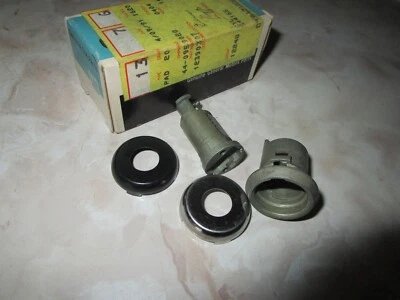 Kit de cilindro de bloqueo de tapa de maletero 1988-1990 Pontiac Sunbird, Chevrolet Cavalier Nuevo de Lote Antiguo Foto 1 de 4
