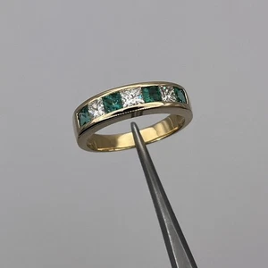 14K Gelbgold Damen 7 Steine Princess-Schliff Smaragd & Diamant Kanal Bandring - Bild 1 von 5