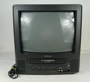 Toshiba MV13M2 13" CRT TV VCR VHS Combo VCR Does Not Work TV Does -Retro Gaming - Picture 1 of 7