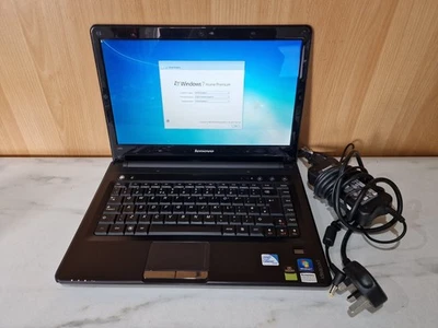 Lenovo Ideapad U450 14" HD 4GB RAM 320GB HDD Windows 7 64-Bit Webcam Bluetooth - Image 1 of 4