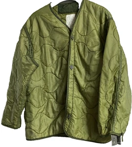 Green Quilted M-65 Field Jacket Liner Army Cold Weather Coat Insert Medium #52 - Picture 1 of 3