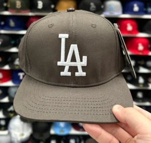 Dodgers World Series Pro Standard Snapback Brown - Picture 1 of 1
