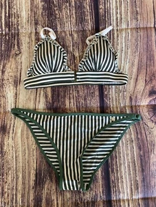 Love Stories Swimclub Women's Juniors Striped Green & Ivory Bikini Set Sz: 1 - Picture 1 of 17