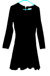 Usado en Excelente Condición Vestido Suéter Calvin Klein Para Mujer Negro Manga Larga Acampanado Tejido con Cable Talla M - Imagen 1 de 5