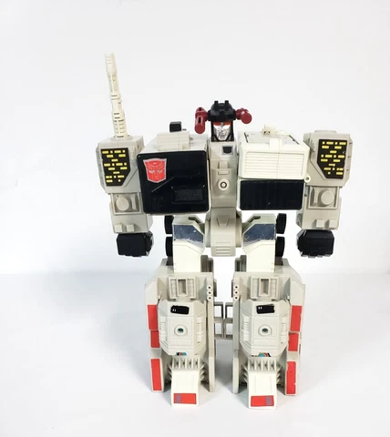 Metroplex Vintage 1985 G1 Transformers Hasbro Action Figure made in Japan Cover