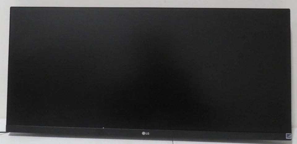 LG 29WP60G-B UltraWide Monitor 29" 21:9 FHD FOR PARTS/ REPAIR - Image 1 of 4