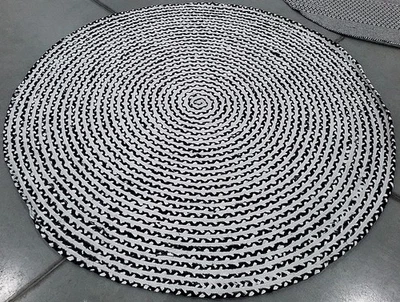 BLACK / IVORY 6'-0" x 6'-0" Flaw in Rug, Reduced Price 1172790255 BRD260Z-6R - Image 1 of 4