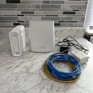 ARRIS Surfboard SB8200 & Netgear Orbi RBR20 High-Speed Untested Powers On - Afbeelding 1 van 3
