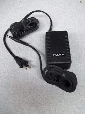 Fluke BC190/813 Battery Charger New OEM,  NSN 6130-01-507-4264 - Image 1 of 4