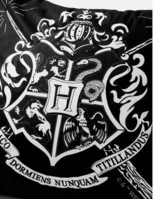 Harry Potter Pillow Cover with Zipper Select Your Design Hogwarts Crest New - Image 1 of 4
