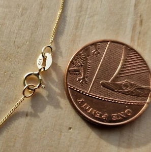 9ct 375 Yellow Gold Delicate Curb Necklace Pendant Chain - 24inch - 0.8mm - Picture 1 of 10