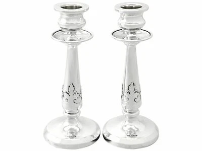 Антикварная пара подсвечников из чистого серебра в стиле декоративно-прикладного искусства, Георг V - Изображение 1 из 4