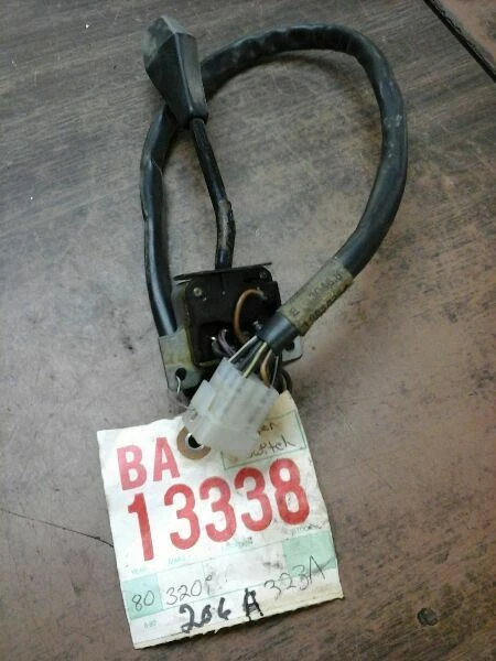 79 80 81 82 83 BMW 320I R. COLUMN SWITCH WIPER 4778 - Image 1 of 1