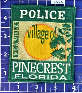 Village of Pinecrest Florida Police - 2da edición parche en el hombro - Inc. 1996 - NUEVO - Imagen 1 de 2