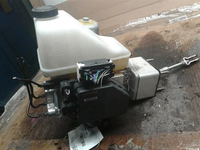 Nissan NV1500 NV2500 NV3500 2012-2020 OEM potenciador de freno asistencia hidráulica Foto 1 de 2