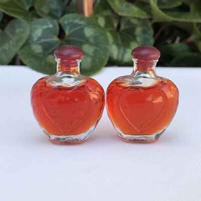 ЛОТ Винтажные Мини Духи RAPTURE Victorias Secret ЧИСТЫЙ ПАРФЮМ Форма Сердца Новые из старых запасов - Изображение 1 из 3