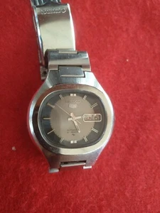 Rare SEIKO 5 7019-5010 Gray Dial Vintage Automatic Watch _808 - Picture 1 of 9