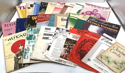 Lot of 26 Vintage & Antique Sheet Music Songs & Books 1900s - 1980s - Image 1 of 4