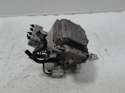 Toyota RAV4 2020-2022 cilindro maestro de refuerzo de freno eléctrico OEM Foto 1 de 4