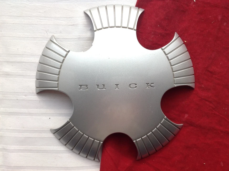 #M (1) 2000 2001 Buick LeSabre Le Sabre Center Hub Cap Type 1 9592923 - Image 1 of 1