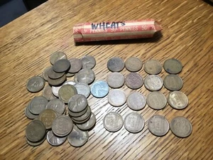 50 WHEAT LINCOLN PENNIES INCLUDES I ZINC RANDOM DATES ROLLED US COINS - Picture 1 of 7