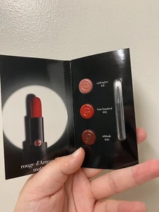 Color de labios mate Giorgio Armani Rouge D'Armani 3 tonos 102+400+600 muestra en tarjeta - Imagen 1 de 4