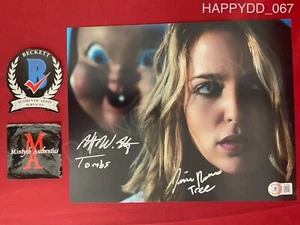 Jessica Rothe & Rob Mello Feliz Día de la Muerte elenco firmado 8x10 foto Beckett certificado de autenticidad - Imagen 1 de 7