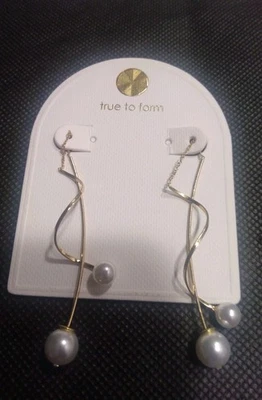 Pendientes colgantes enhebrador imitación perlas blancas colgantes remolino pendientes de oro  Foto 1 de 4