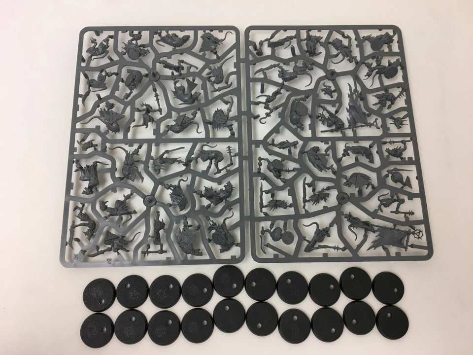 Warhammer Age of Sigmar Skaventide Skaven Clanrats (20) New on Sprue - Image 1 of 1