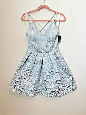 iZ Byer Juniors Blue Floral  Fit & Flare Cocktail Dress Party Holiday Prom 7 - Image 1 of 4