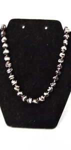 11" Black And White Swirl Beaded Necklace. Used But In Good Condition - Picture 1 of 2