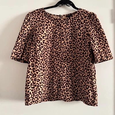 Top Ann Taylor Pana Leopardo Marrón Cuello Redondo Manga Corta Talla M Foto 1 de 4