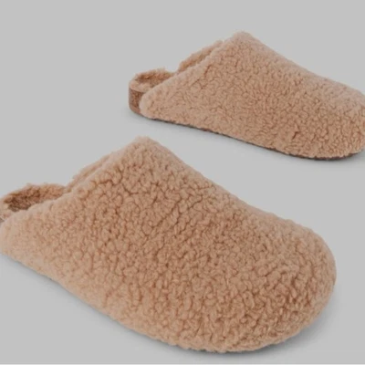 НАМЕРЕННО ПУСТЫЕ желтовато-коричневые нечеткие тапочки из искусственной овчины - Изображение 1 из 4