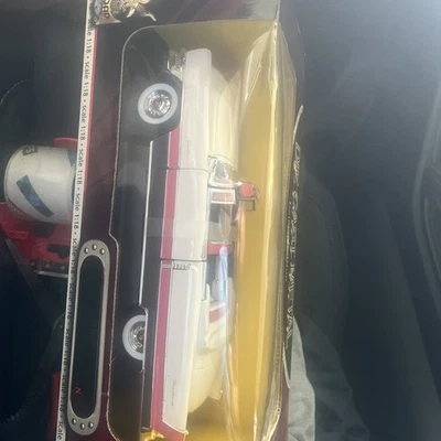 SIGNAT.DIECAST 1.18  1955 PACKARD CARIBBEAN CONVERTIBLE - Image 1 of 3