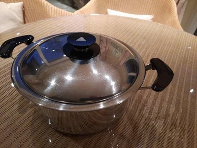 AMC Topf  ca. 24cm Durchmesser  ca. 12 cm hoch mit Deckel - Bild 1 von 4