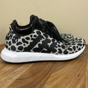 Adidas Swift Run Leopard Print Womens Size 6.5 Animal Print Running shoes - Picture 1 of 10