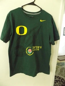 Nike Oregon Ducks 34 09'N Rose Bowl T Shirt Football Puddles Green Cotton Mens L - Picture 1 of 3