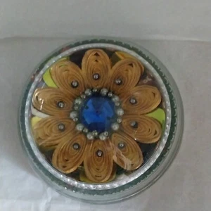 Vtg Magnifying Glass Dome Paperweight Flower Jewel Faux Pearls Wire Handmade 3" - Picture 1 of 10